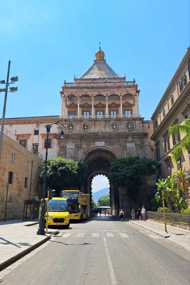 Appartamento La Porta Dei Mori Palermo